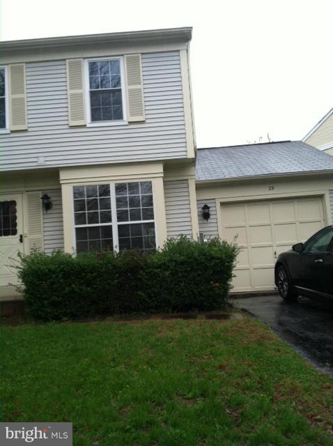 29 Filbert Court Gaithersburg, MD 20879 - Photo 2 of 14 Exterior (General)