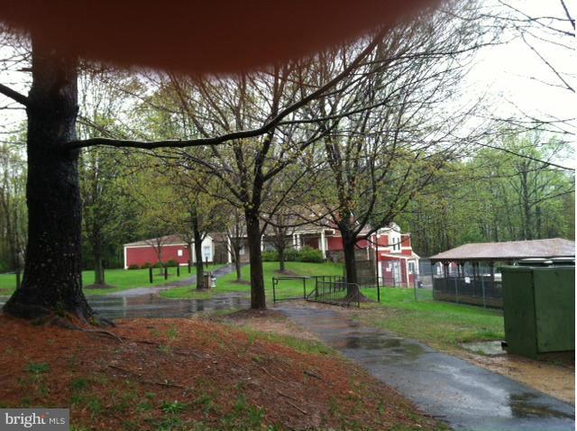 29 Filbert Court Gaithersburg, MD 20879 - Photo 12 of 14 Community