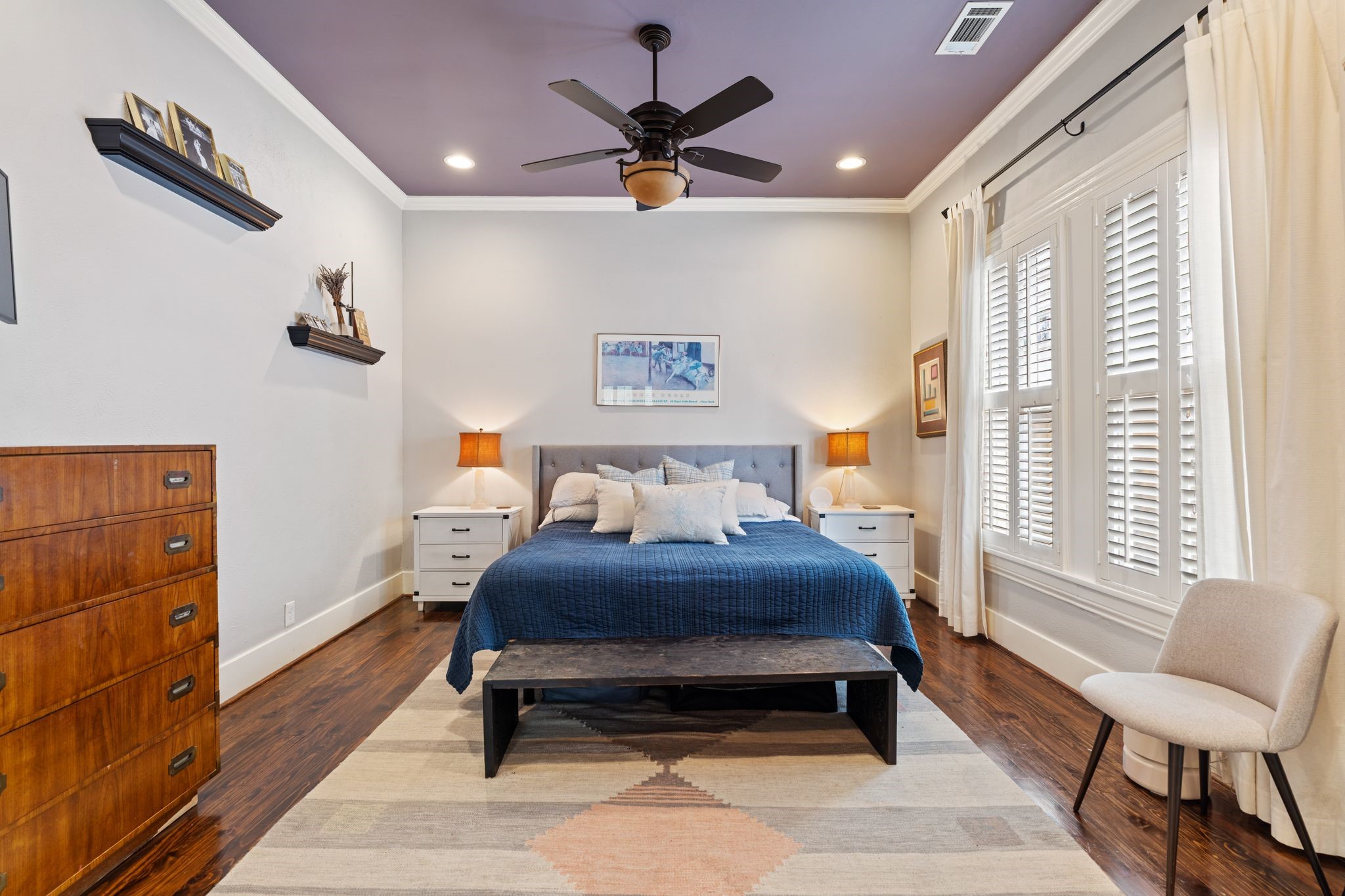 1421 Columbia Street Houston, TX 77008 - Photo 13 of 32 a bedroom with furniture and a window