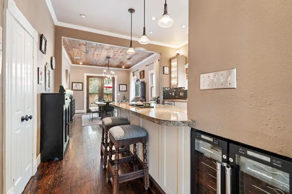 $1,095,000 | 1421 Columbia Street, Houston, TX 77008