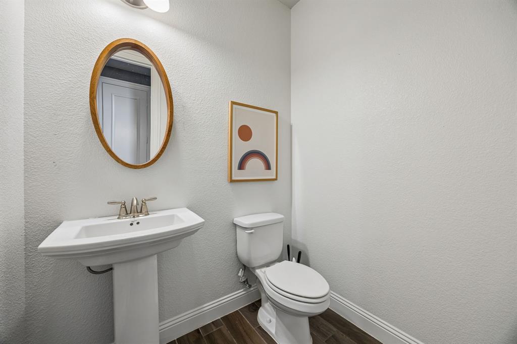13617 Green Elm Road Fort Worth, TX 76008 - Photo 21 of 40 Half bath downstairs