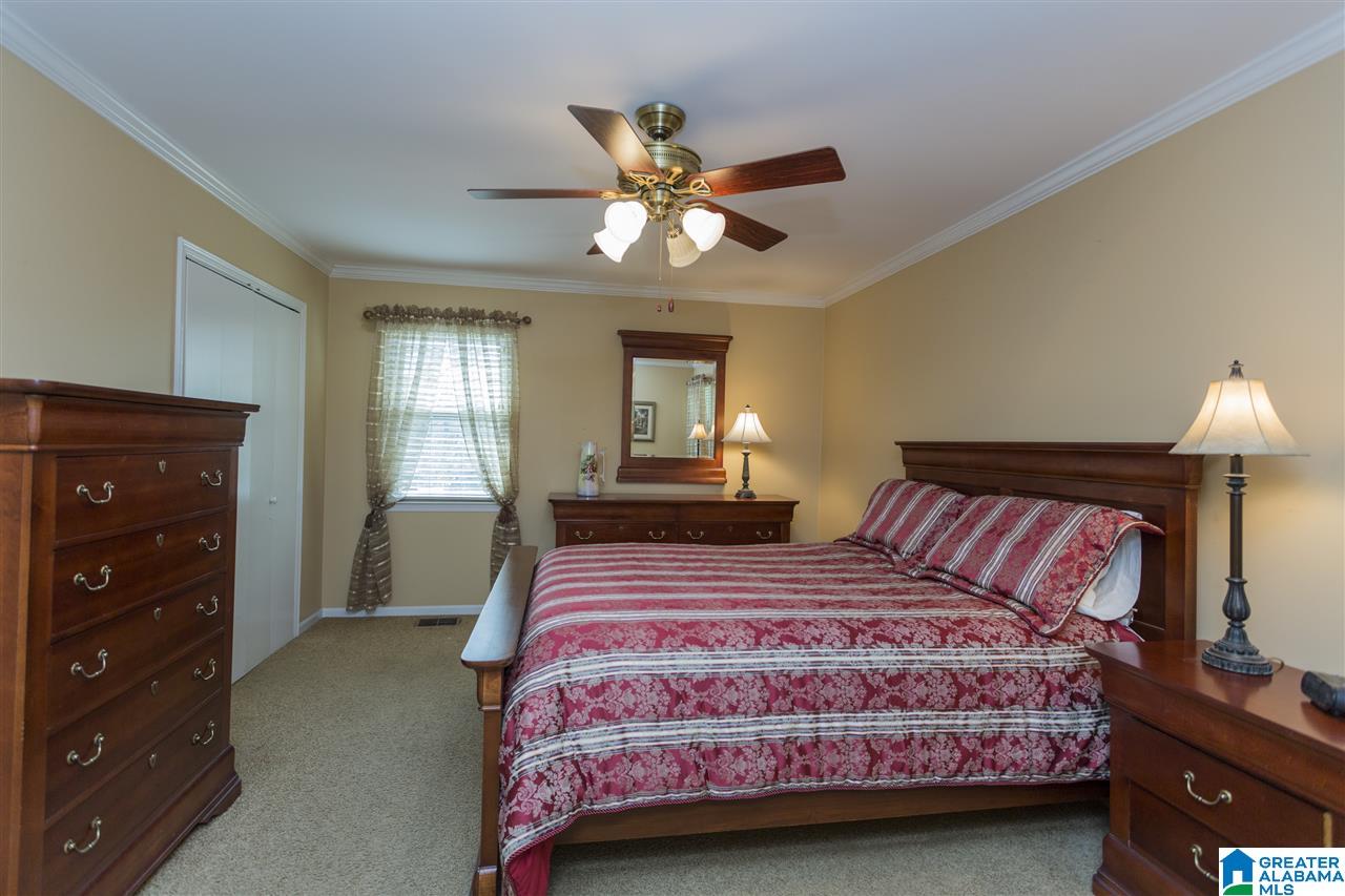 3442 Rock Ridge Circle Birmingham, AL 35210 - Photo 18 of 36