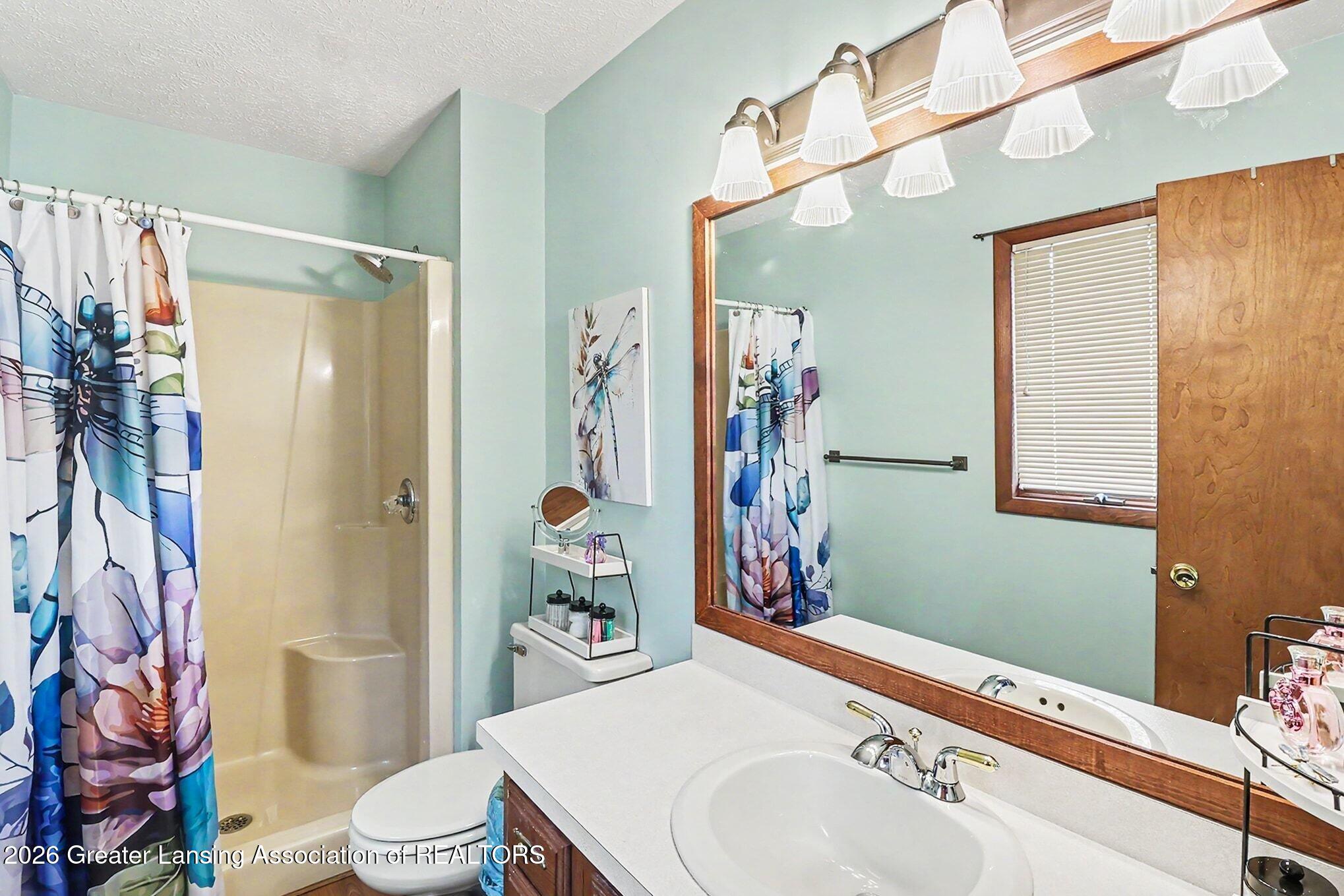 1404 Riley Ridge Drive Lansing, MI 48917 - Photo 16 of 29 024_786a3423_366