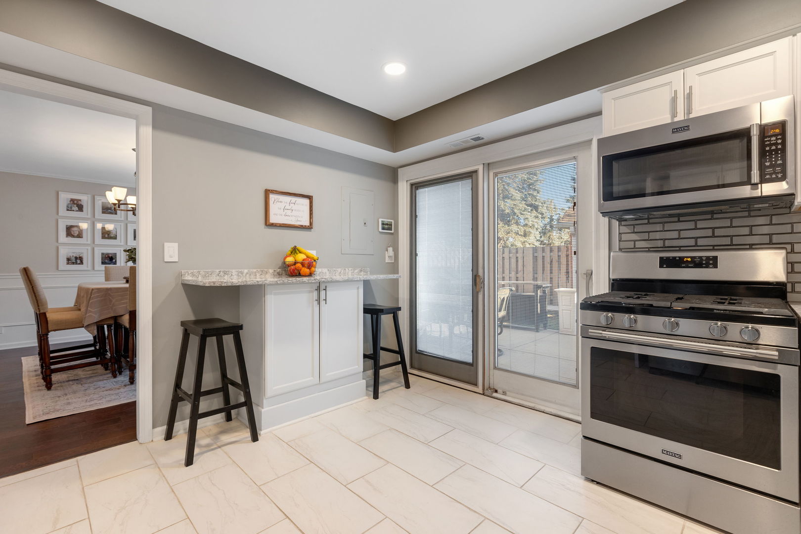 31 North Tower Road, Unit 31 Oak Brook, IL 60523 - Photo 14 of 30 Gallery Image 14