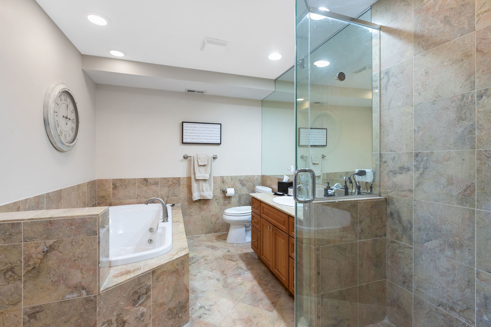 31 North Tower Road, Unit 31 Oak Brook, IL 60523 - Photo 20 of 30 Gallery Image 20