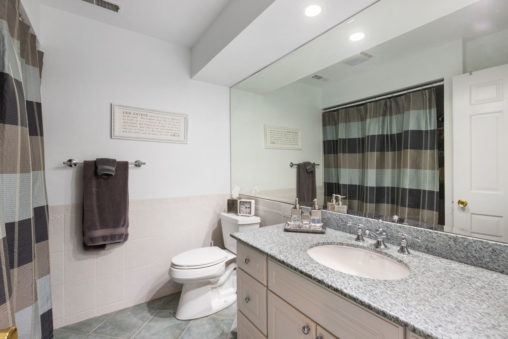 31 North Tower Road, Unit 31 Oak Brook, IL 60523 - Photo 24 of 30 Gallery Image 24