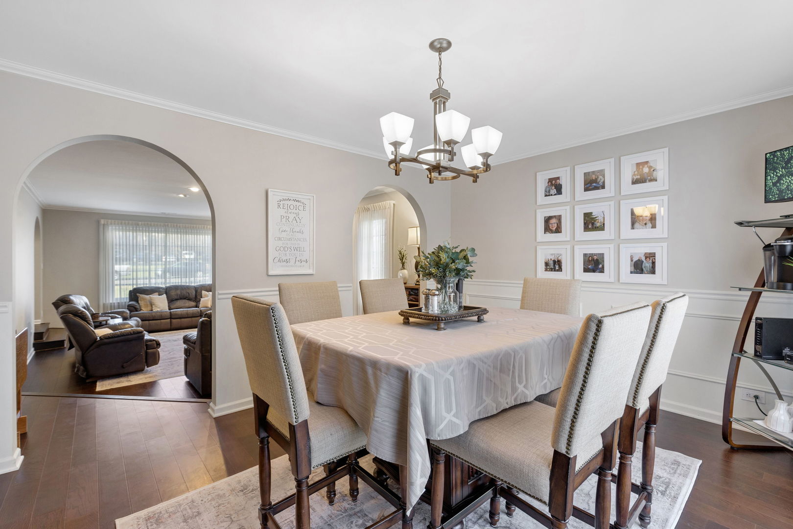 31 North Tower Road, Unit 31 Oak Brook, IL 60523 - Photo 9 of 30 Gallery Image 9