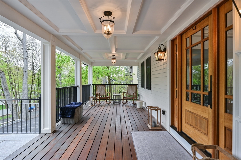 14 Forest Road Wakefield, MA 01880 - Photo 4 of 40 Gallery Image 4