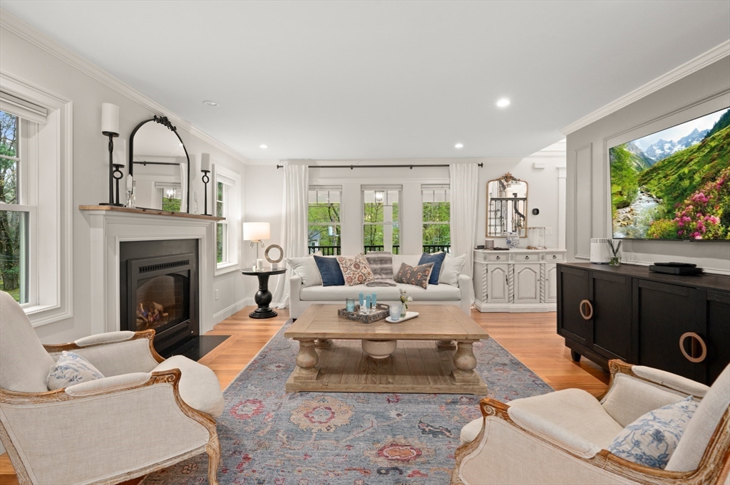 14 Forest Road Wakefield, MA 01880 - Photo 8 of 40 Gallery Image 8
