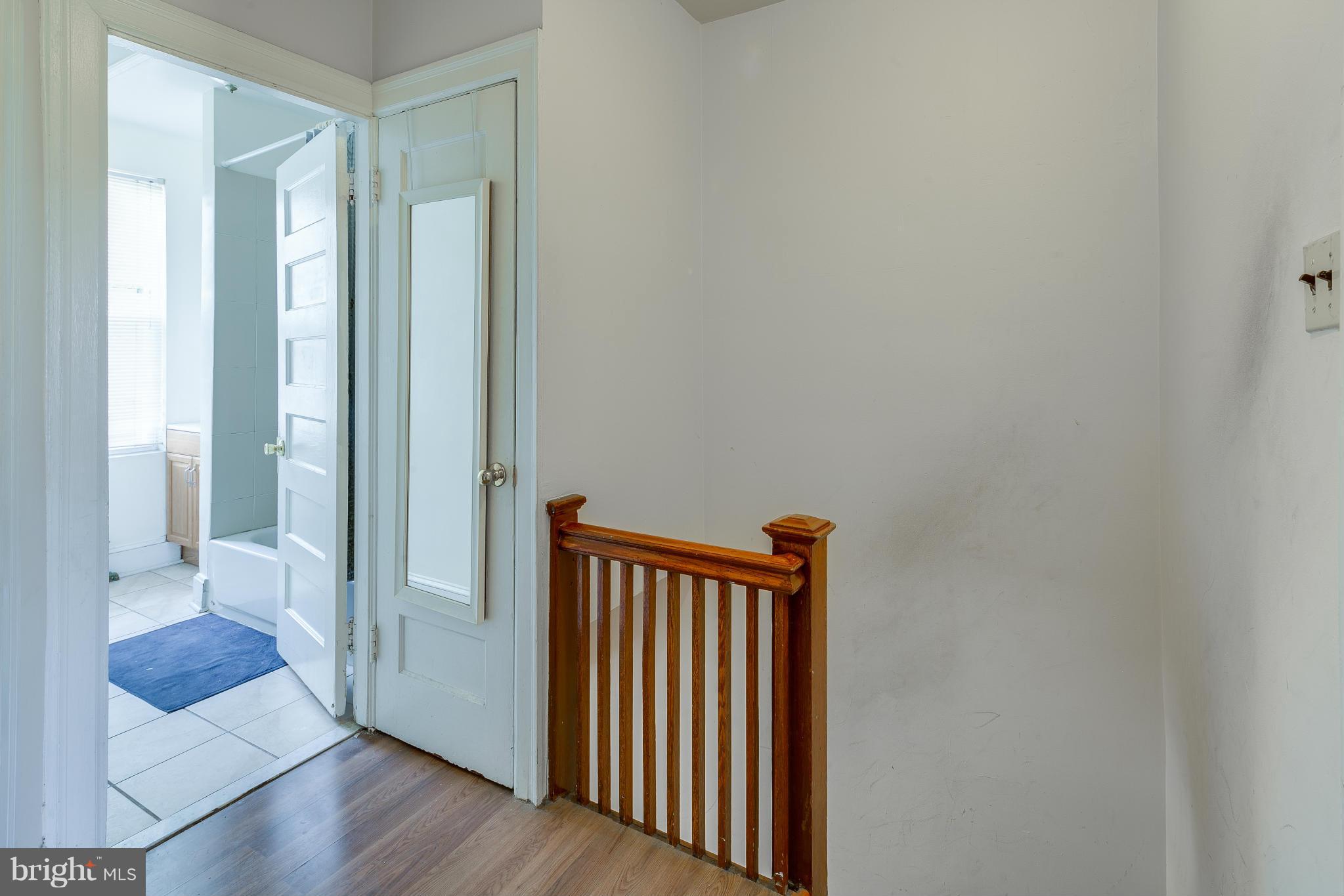 511 Columbia Road Northwest Washington, DC 20001 - Photo 13 of 25 Bath
