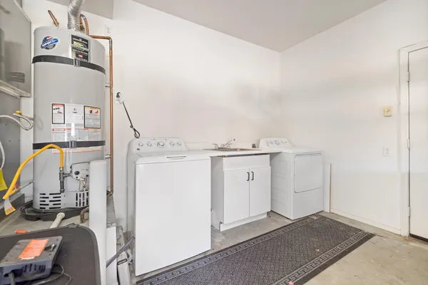 $2,850 | 78577 Waterfall Drive, Palm Desert, CA 92211