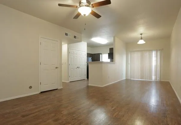 $855 | 1510 Fabens Road, Fabens, TX 79838