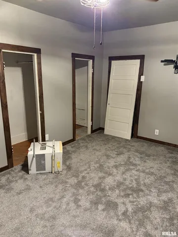 $56,185 | 307 East South Street, Astoria, IL 61501