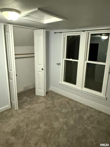 $56,185 | 307 East South Street, Astoria, IL 61501