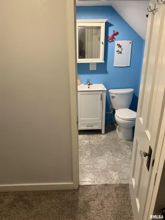 $56,185 | 307 East South Street, Astoria, IL 61501