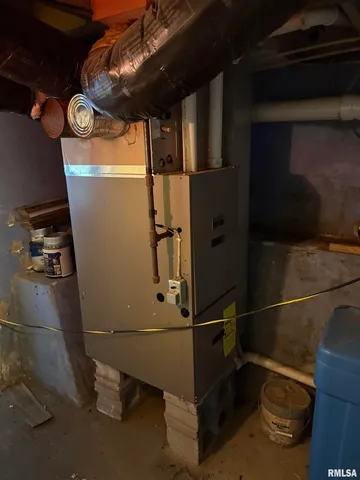 $56,185 | 307 East South Street, Astoria, IL 61501