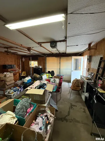 $56,185 | 307 East South Street, Astoria, IL 61501