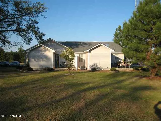 $1,100 | 145-2 Starling Road, Hubert, NC 28539
