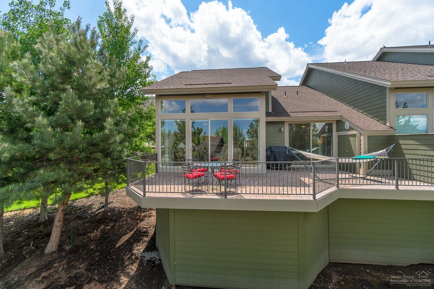 10963 Village Loop Redmond, OR 97756 - Photo 6 of 25 Additional Photo