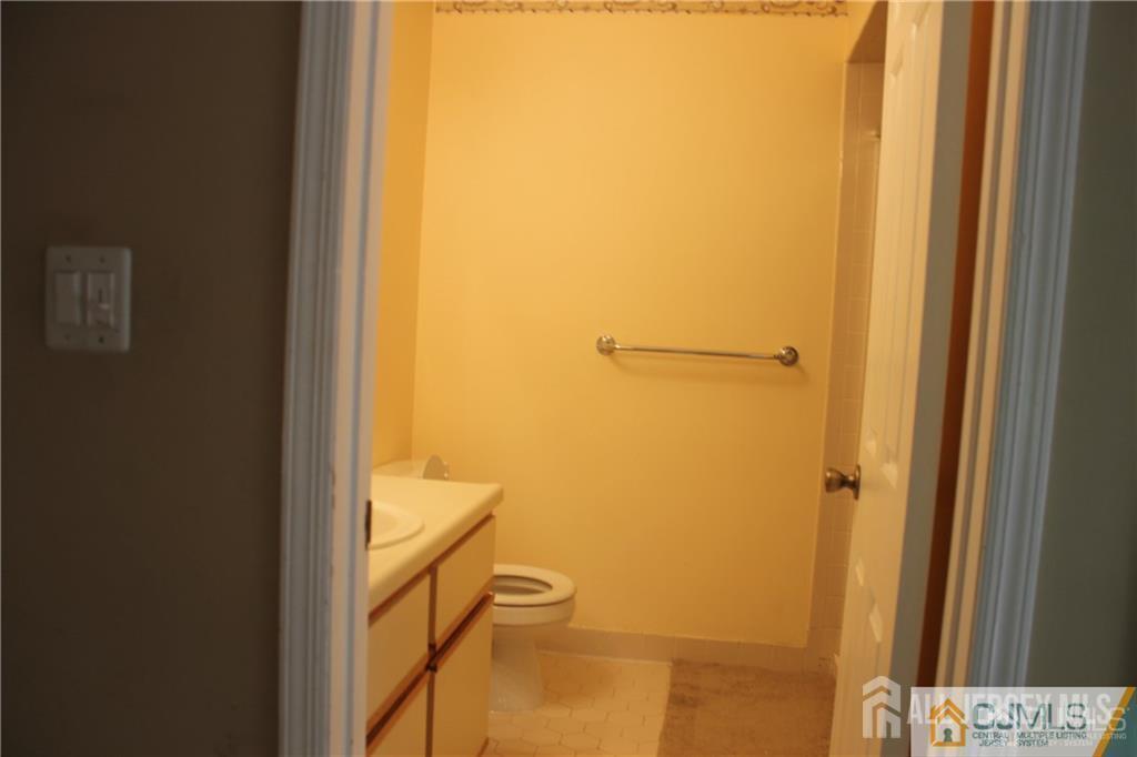 82 Keystone Court Edison, NJ 08817 - Photo 21 of 21