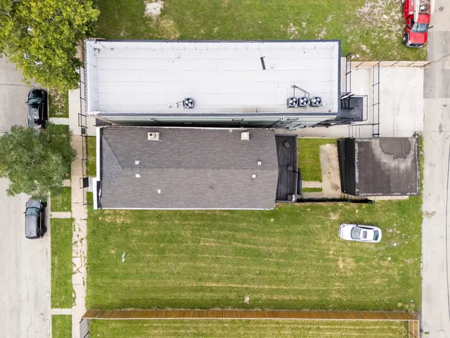 $619,000 | 2526 West Monroe Street, Chicago, IL 60612