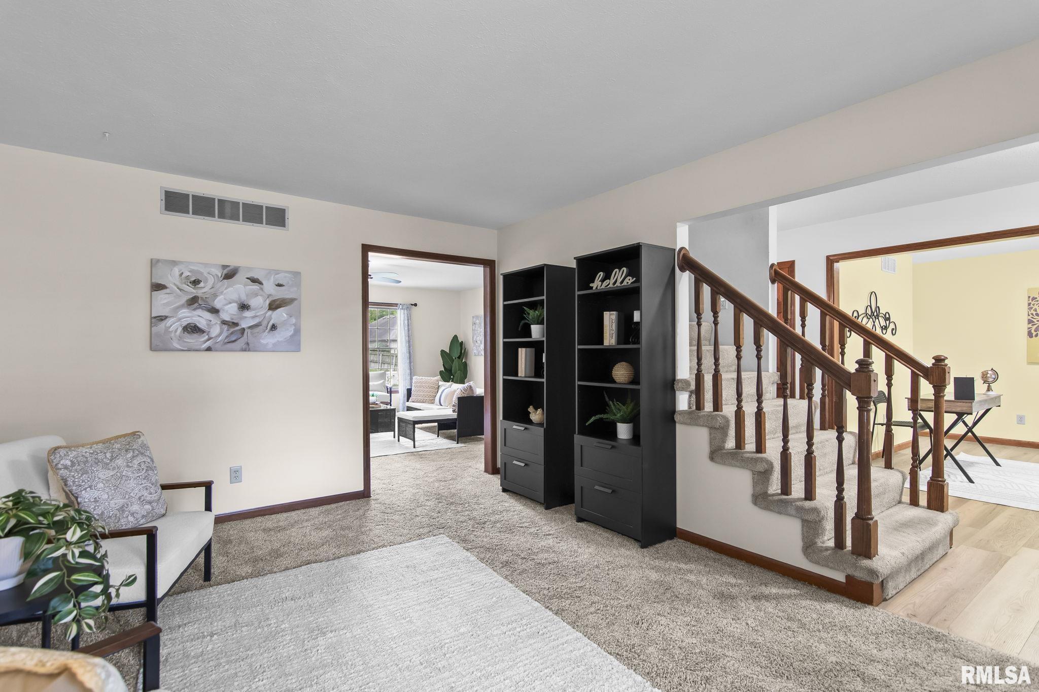 3012 Red Bud Lane Springfield, IL 62712 - Photo 5 of 52 Gallery Image 5