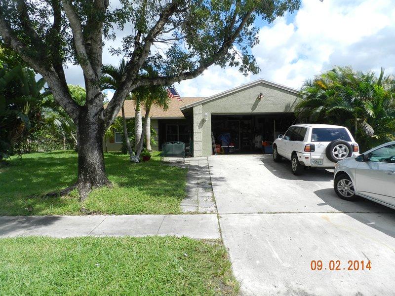5845 Westfall Road Lake Worth, FL 33463 - Photo 1 of 16 Exterior Main