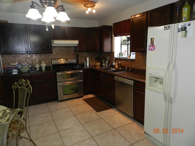 5845 Westfall Road Lake Worth, FL 33463 - Photo 4 of 16 DSCN7972
