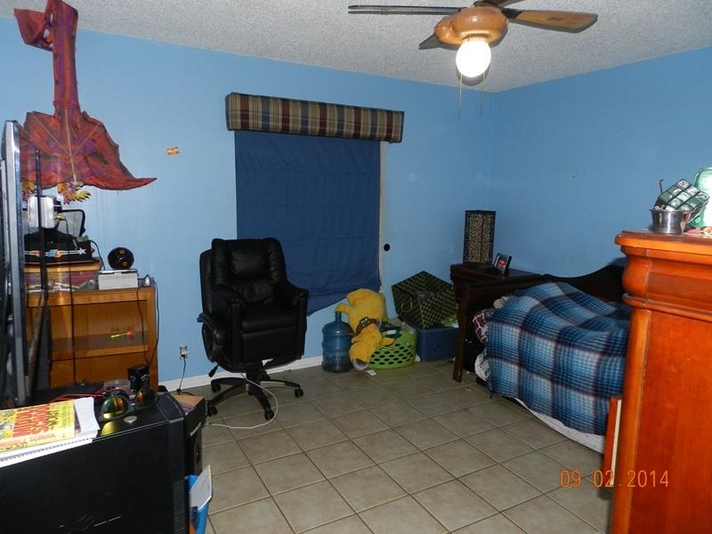5845 Westfall Road Lake Worth, FL 33463 - Photo 7 of 16 DSCN7975