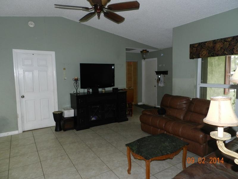 5845 Westfall Road Lake Worth, FL 33463 - Photo 8 of 16 DSCN7976