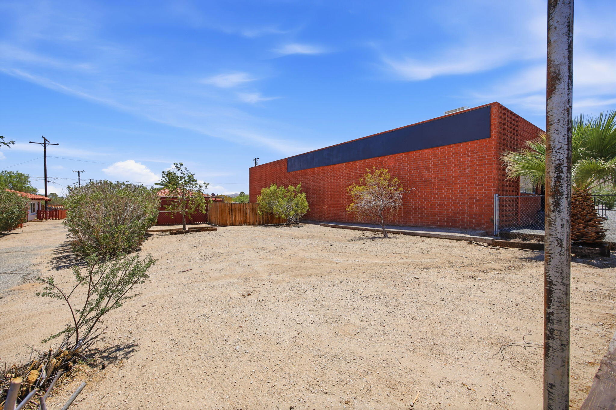 6757 Adobe Road Twentynine Palms, CA 92277 - Photo 12 of 61 12-web-or-mls-12