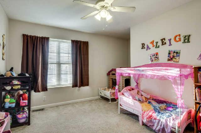3055 London View Murfreesboro, TN 37128 - Photo 13 of 13 Second Bedroom with Full Bath