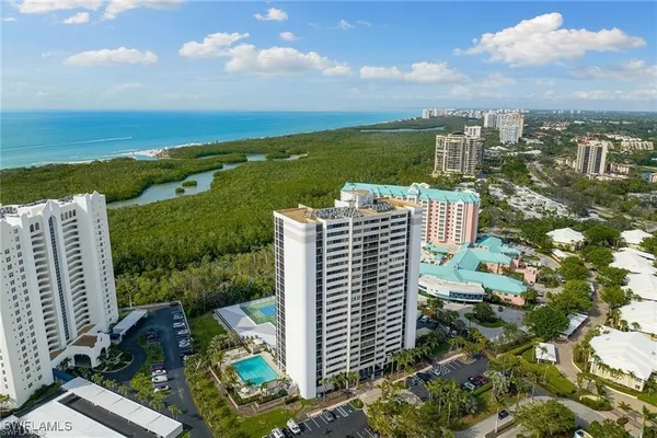 $7,000 | 5601 Turtle Bay Drive, Unit 302, Naples, FL 34108