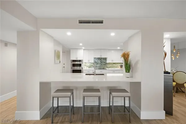 $7,000 | 5601 Turtle Bay Drive, Unit 302, Naples, FL 34108