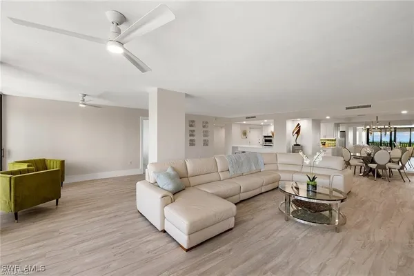 $7,000 | 5601 Turtle Bay Drive, Unit 302, Naples, FL 34108