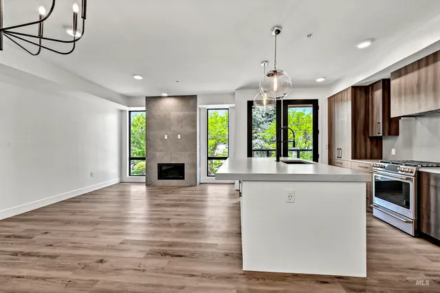 $549,900 | 1620 West Bannock Street, Unit 403, Boise, ID 83702