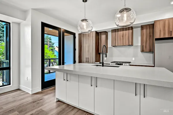 $549,900 | 1620 West Bannock Street, Unit 403, Boise, ID 83702
