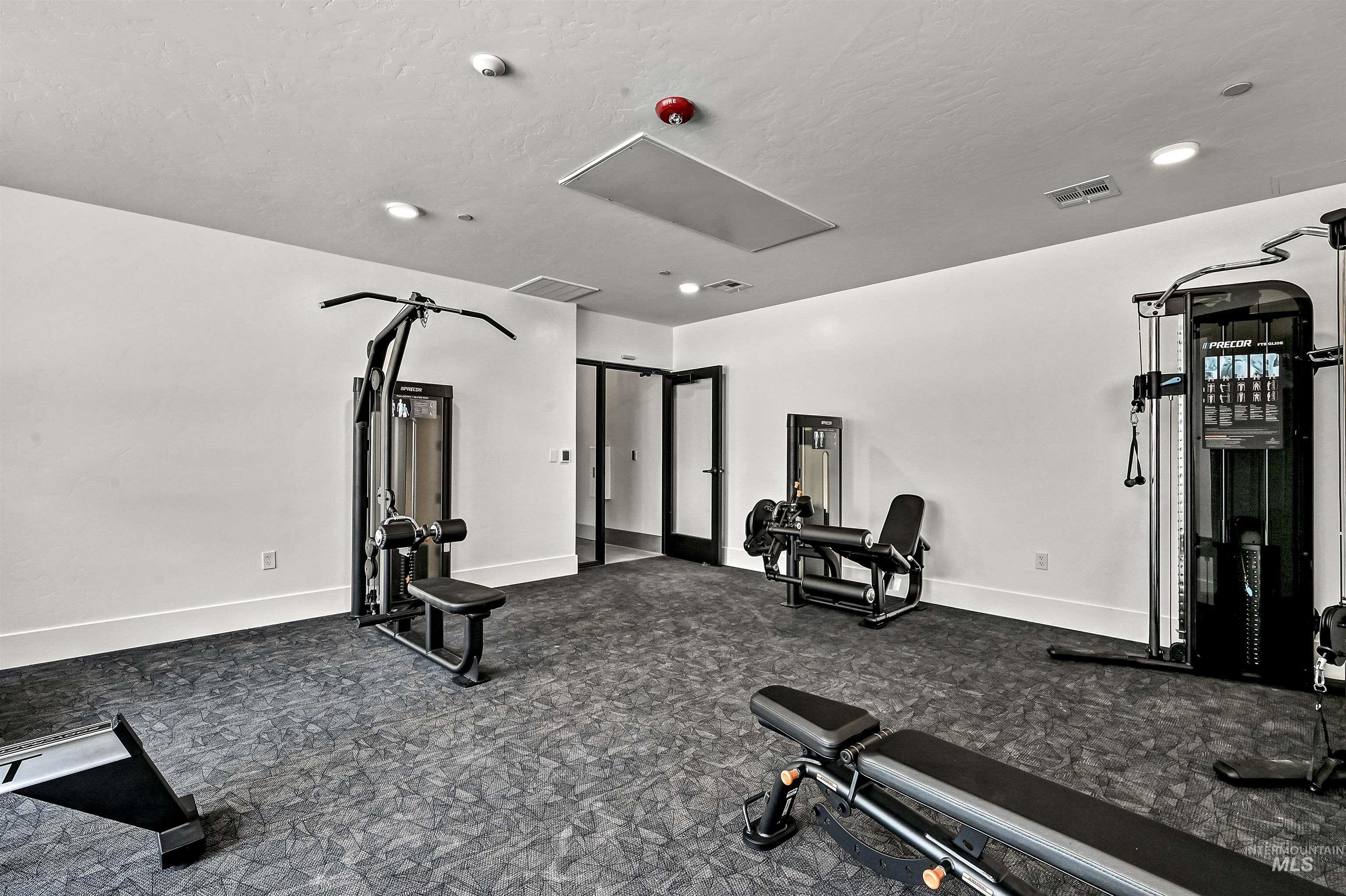 1620 West Bannock Street, Unit 403 Boise, ID 83702 - Photo 33 of 38