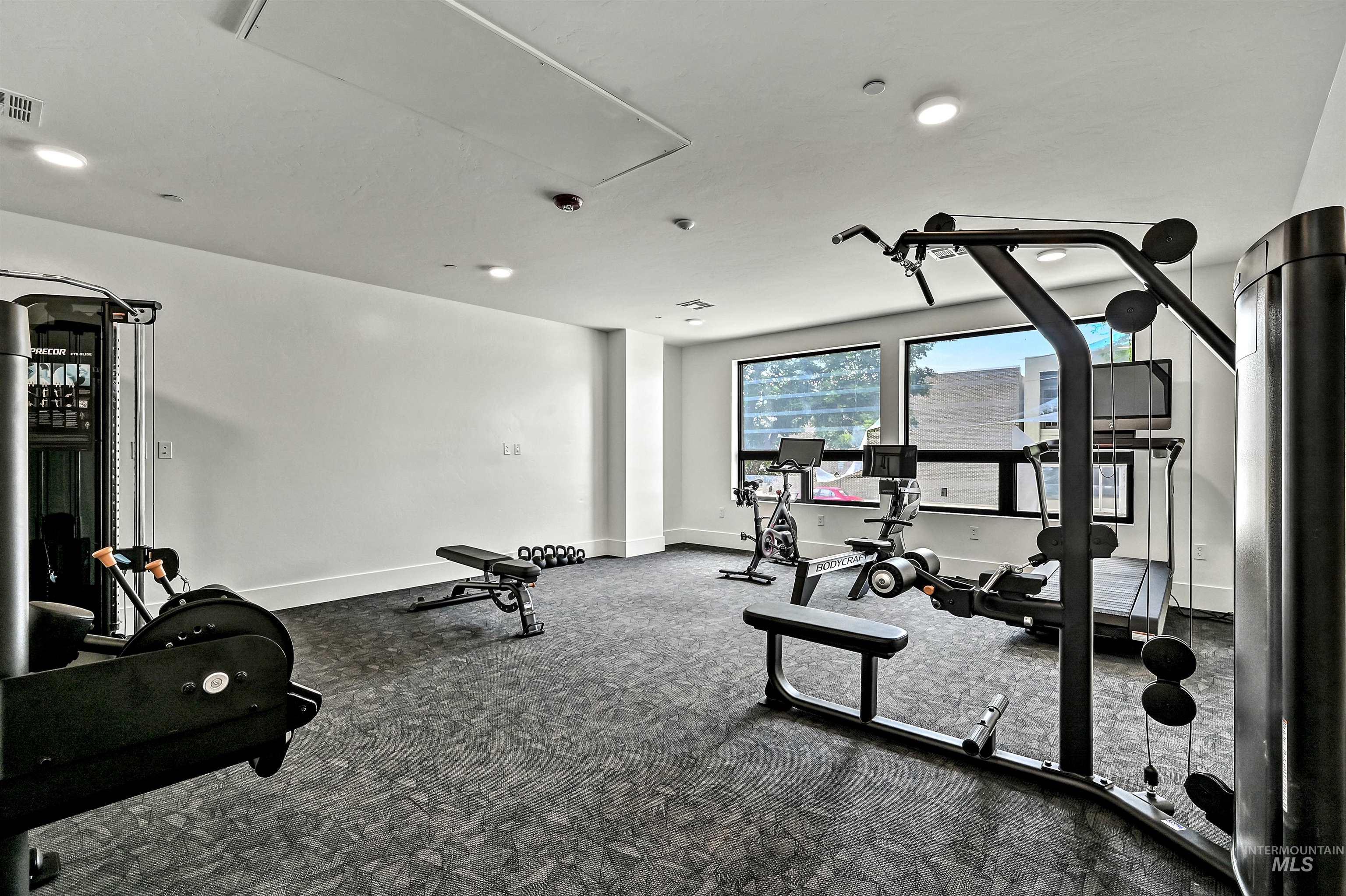 1620 West Bannock Street, Unit 403 Boise, ID 83702 - Photo 34 of 38