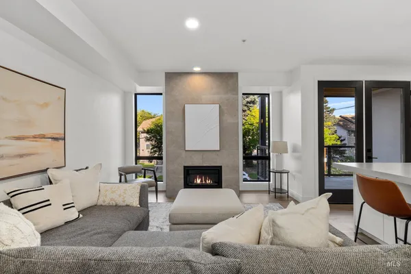 $549,900 | 1620 West Bannock Street, Unit 403, Boise, ID 83702