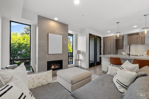 $549,900 | 1620 West Bannock Street, Unit 403, Boise, ID 83702