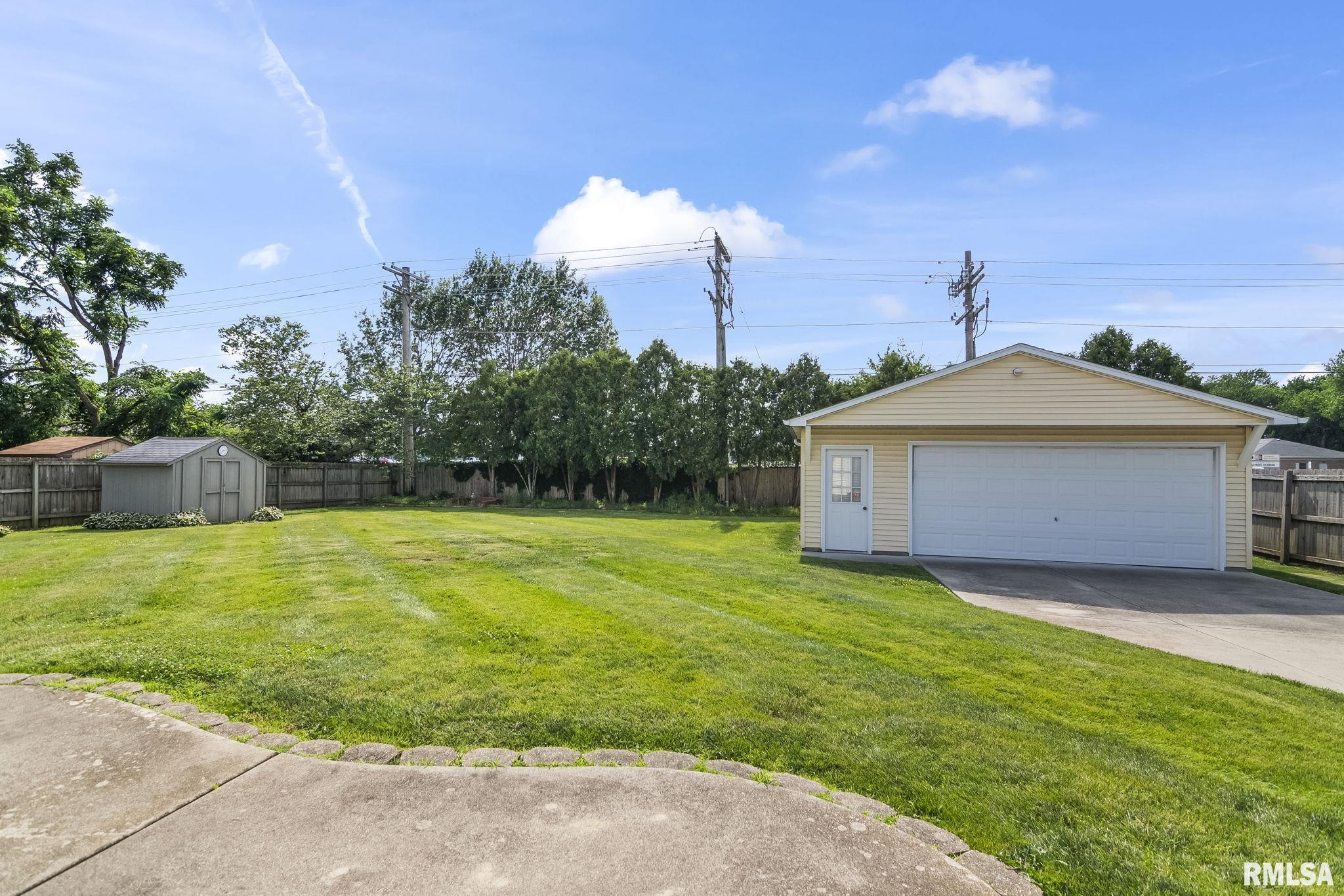 2601 Interlacken Road Springfield, IL 62704 - Photo 42 of 46