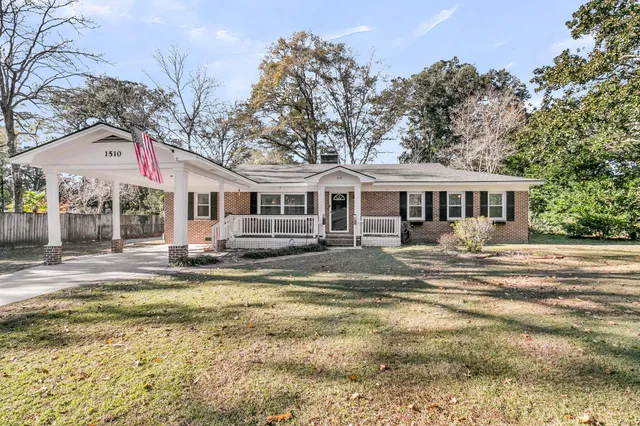 $399,995 | 1510 County Rd S-18-240, Summerville, SC 29485