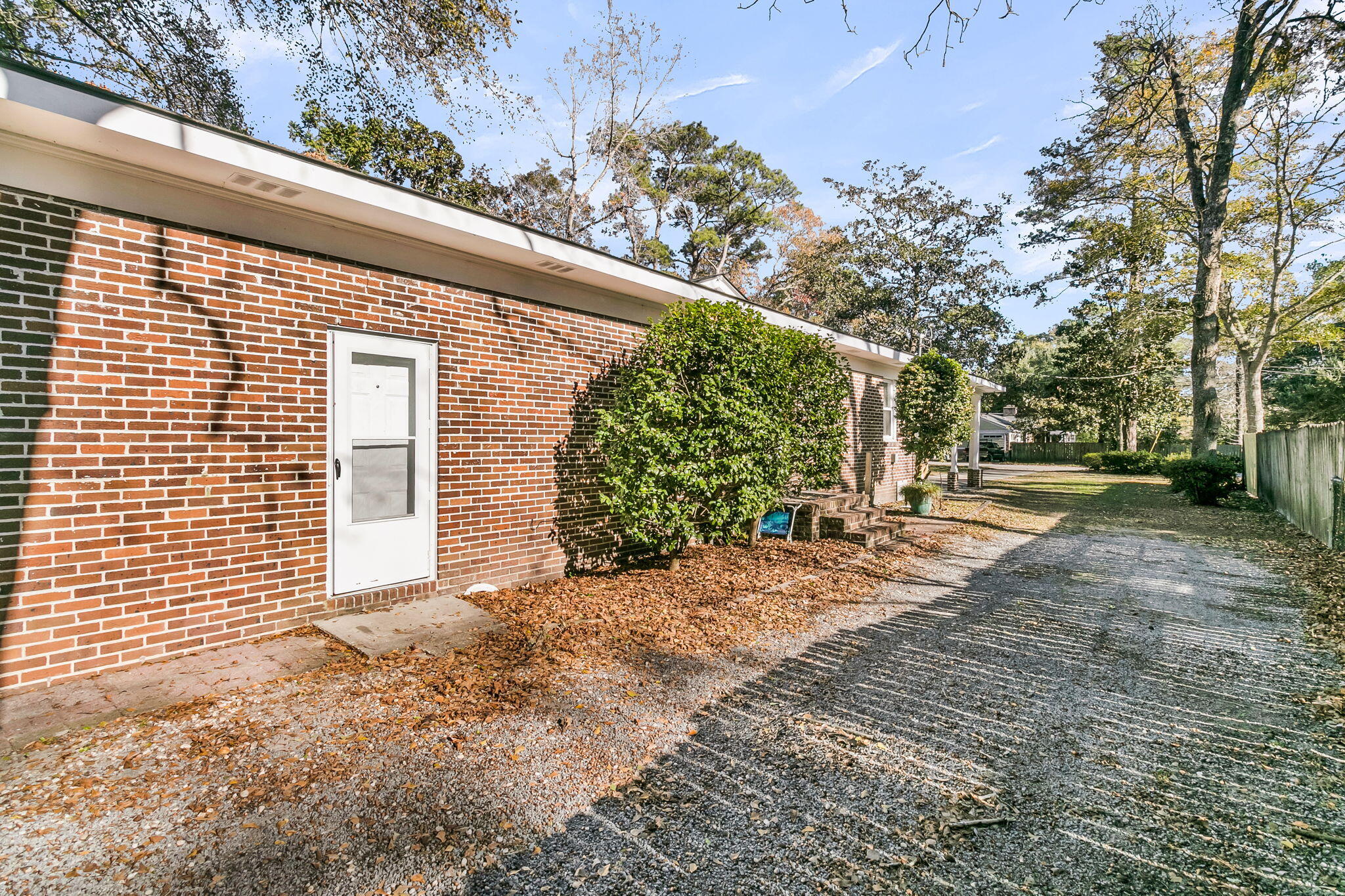 1510 County Rd S-18-240 Summerville, SC 29485 - Photo 4 of 43 CREM - 1510 Jahnz Ave-9