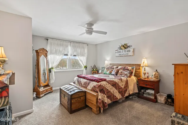 $320,000 | 15 Stirrup Drive, East Greenbush, NY 12061