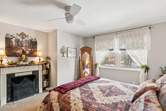 $320,000 | 15 Stirrup Drive, East Greenbush, NY 12061