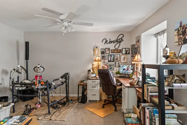 $320,000 | 15 Stirrup Drive, East Greenbush, NY 12061