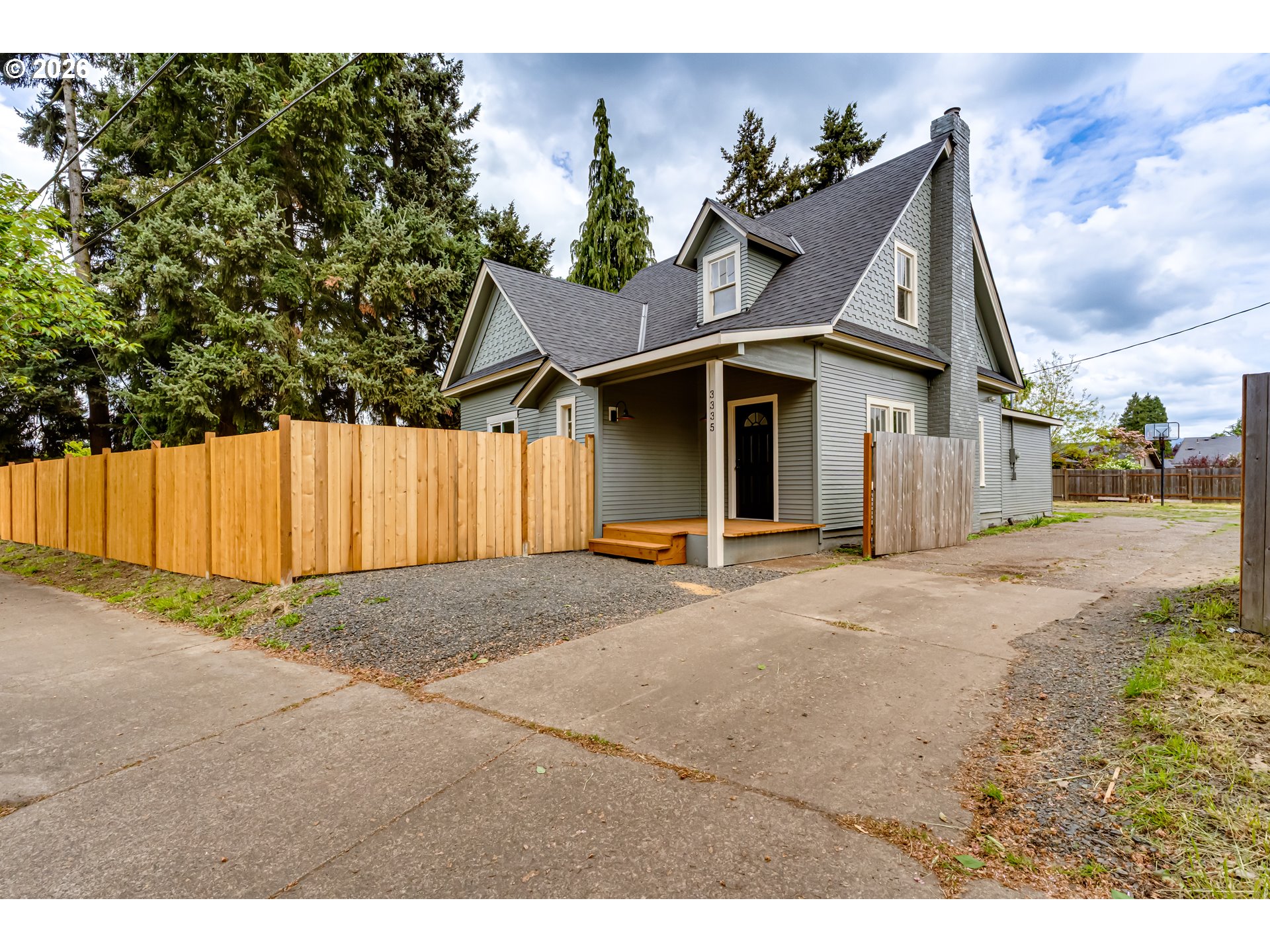 3335 River Road Eugene, OR 97404 - Photo 1 of 47
