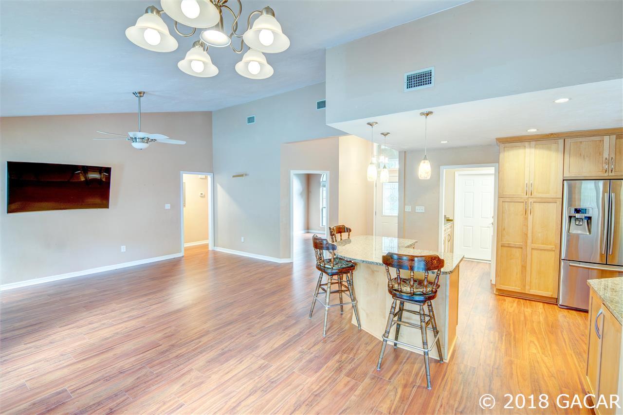 910 Southwest 79 Terrace Gainesville, FL 32607 - Photo 11 of 28 Gallery Image 11