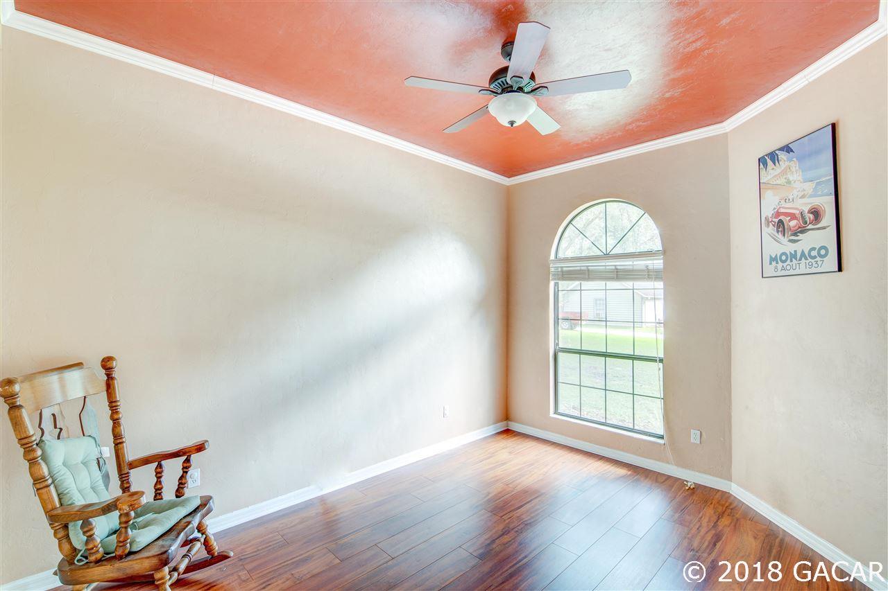 910 Southwest 79 Terrace Gainesville, FL 32607 - Photo 17 of 28 Gallery Image 17